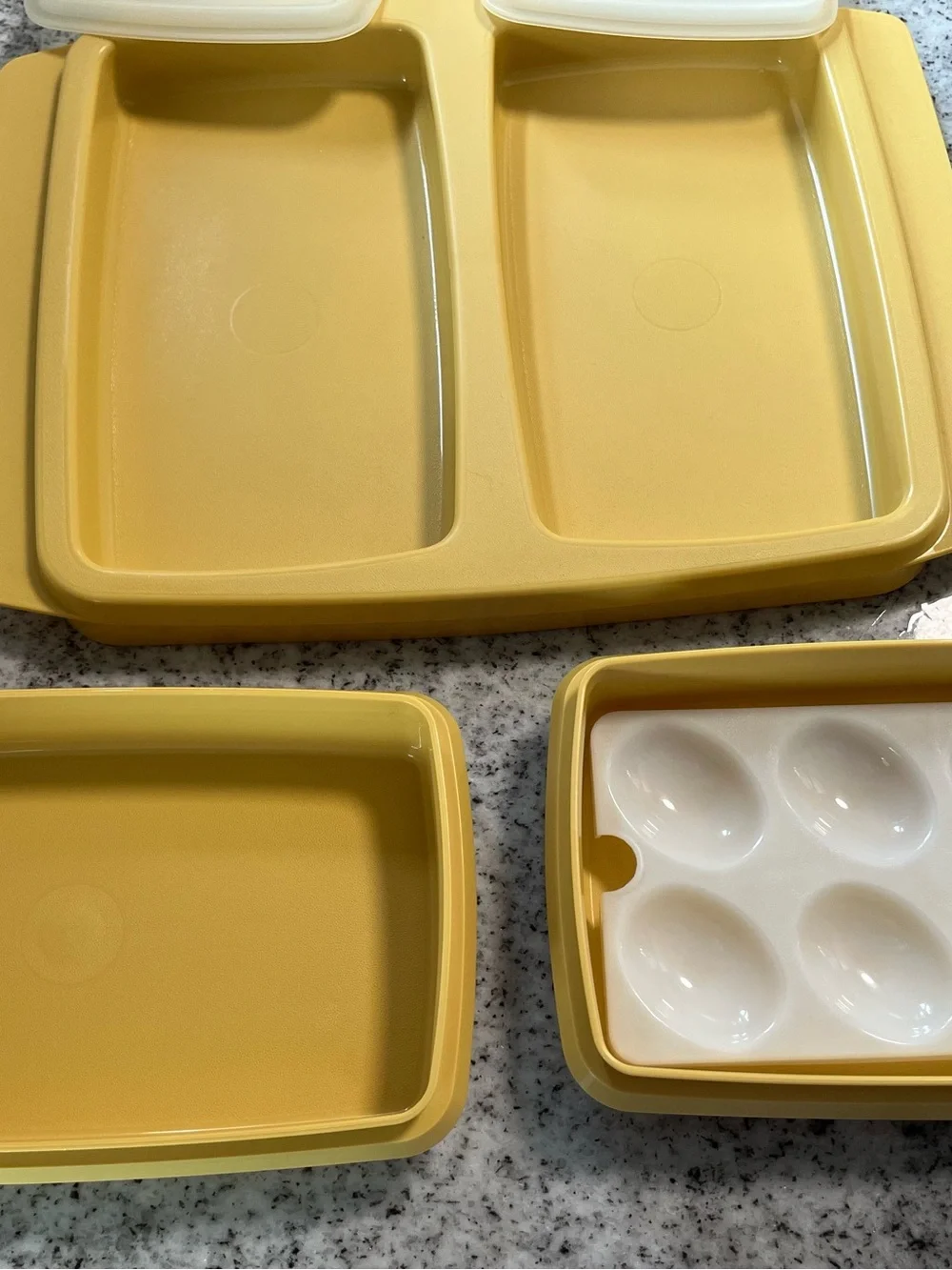 Vintage Tupperware Harvest Gold Deviled Egg Keeper Serving Tray w/ Lids USA